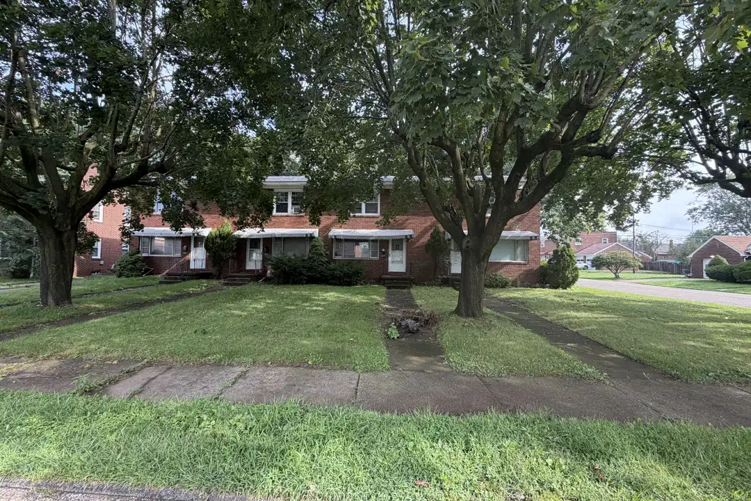 805 Spangler St NE unit NONE – photo 1