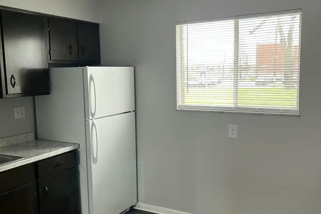 6983 Dixie Hwy #202 - More