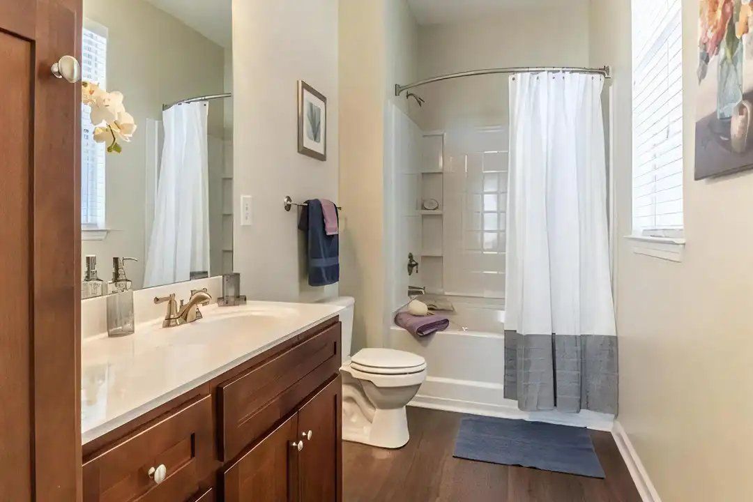 1001 Hayes Ln - View 6