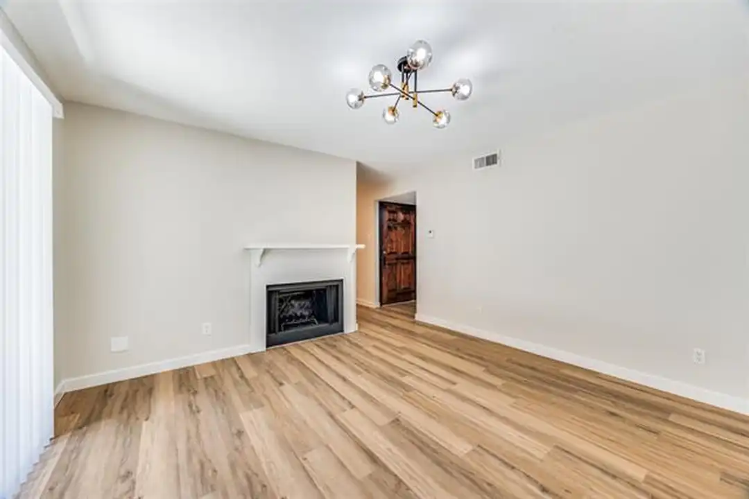 5300 Keller Springs Rd unit 1067 - View 5