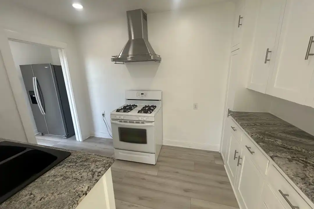 217 N Bel Aire Dr - More