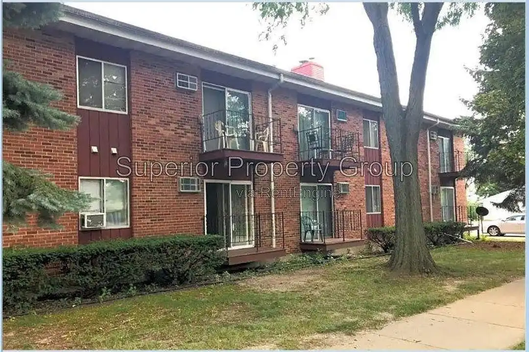 2222 Independence Ln unit 18 – photo 1