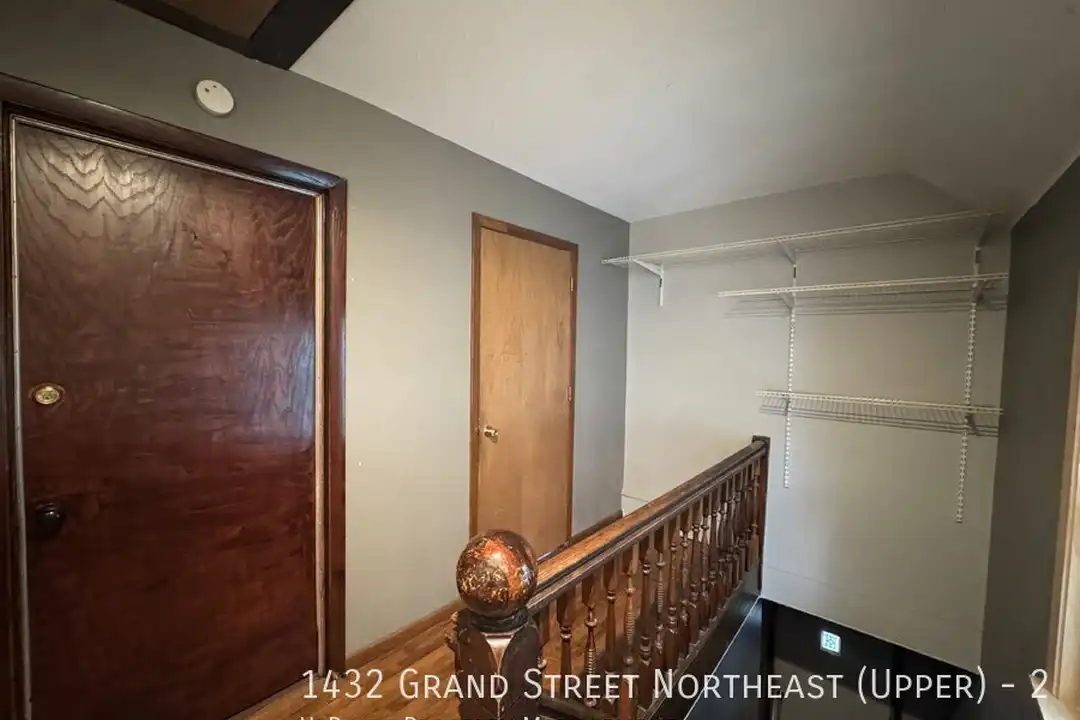 1432 Grand St NE - View 5