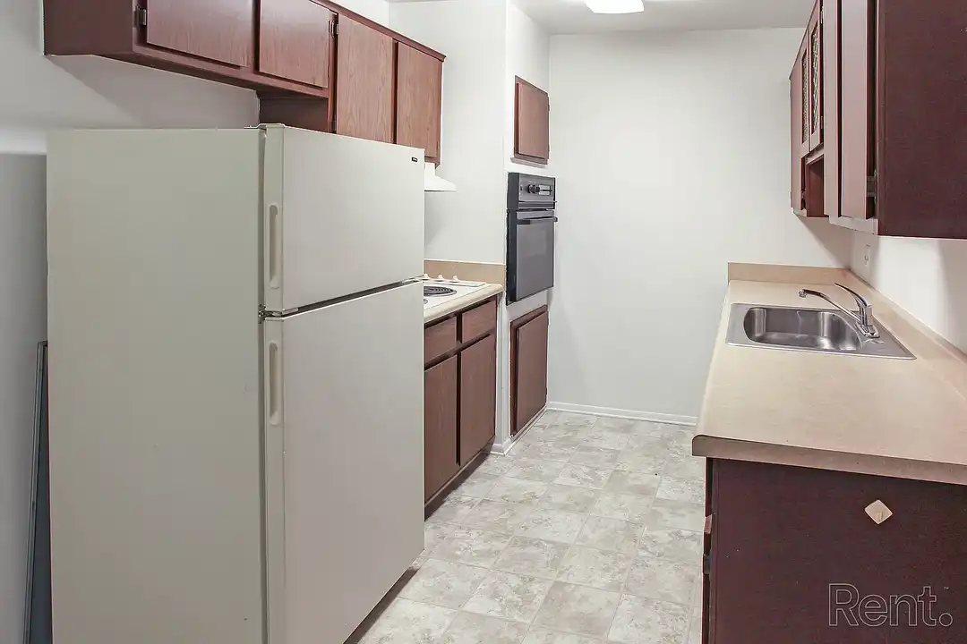 Rochester House Apartments – photo 1
