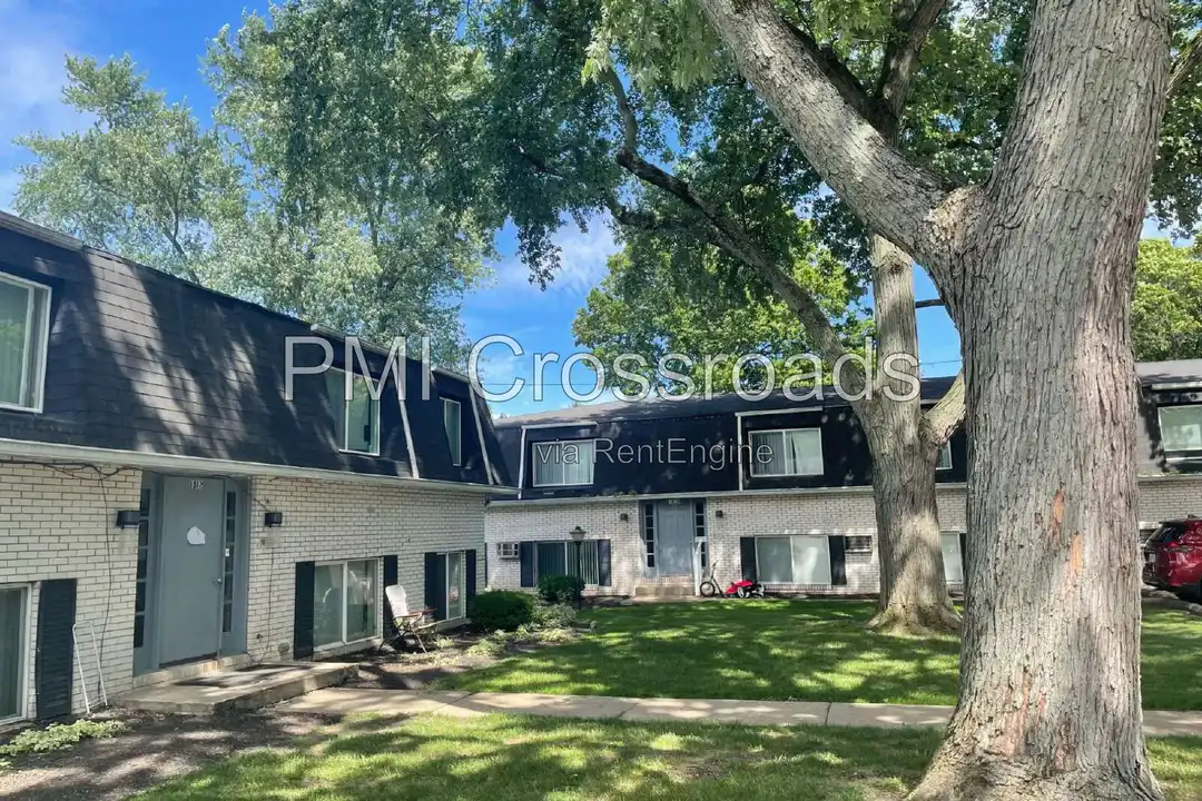 1808 Whipple Ave NW unit 9 – photo 1