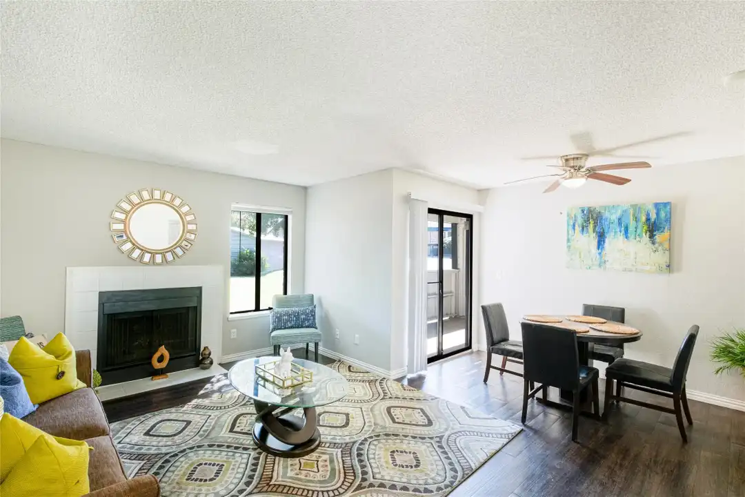 4600 W Pioneer Dr unit 222 - View 3