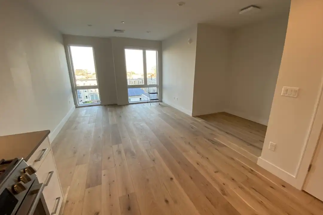 420 W Broadway unit 402 - View 3