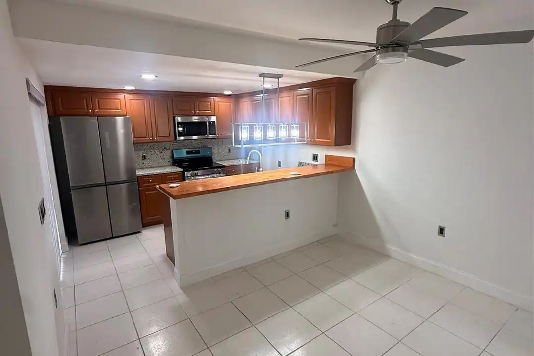 9138 SW 23rd St unit B - View 6
