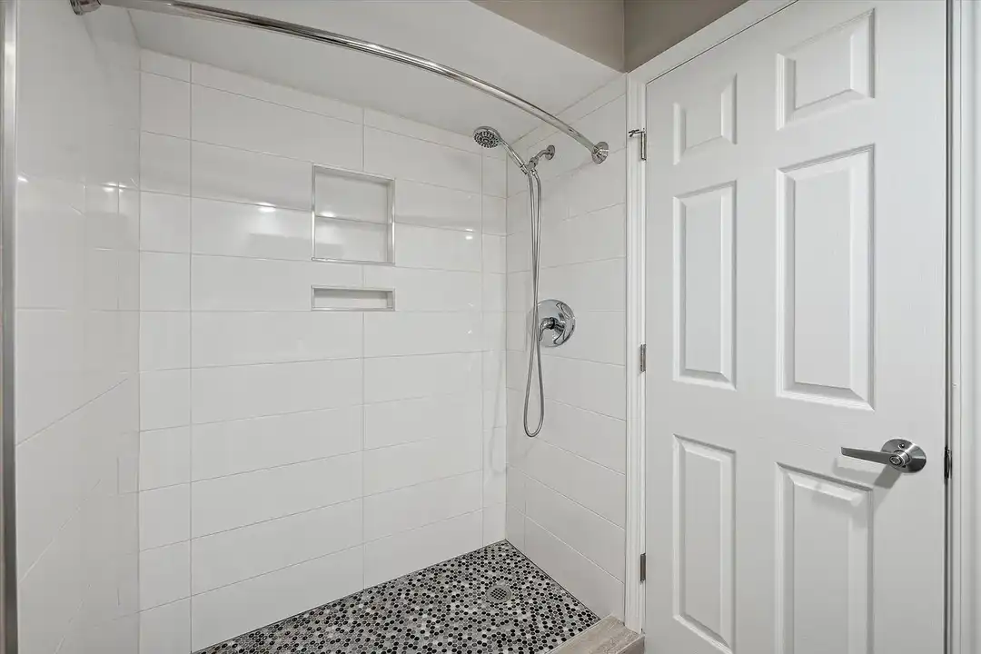 3838 W Sylvania Ave – photo 1