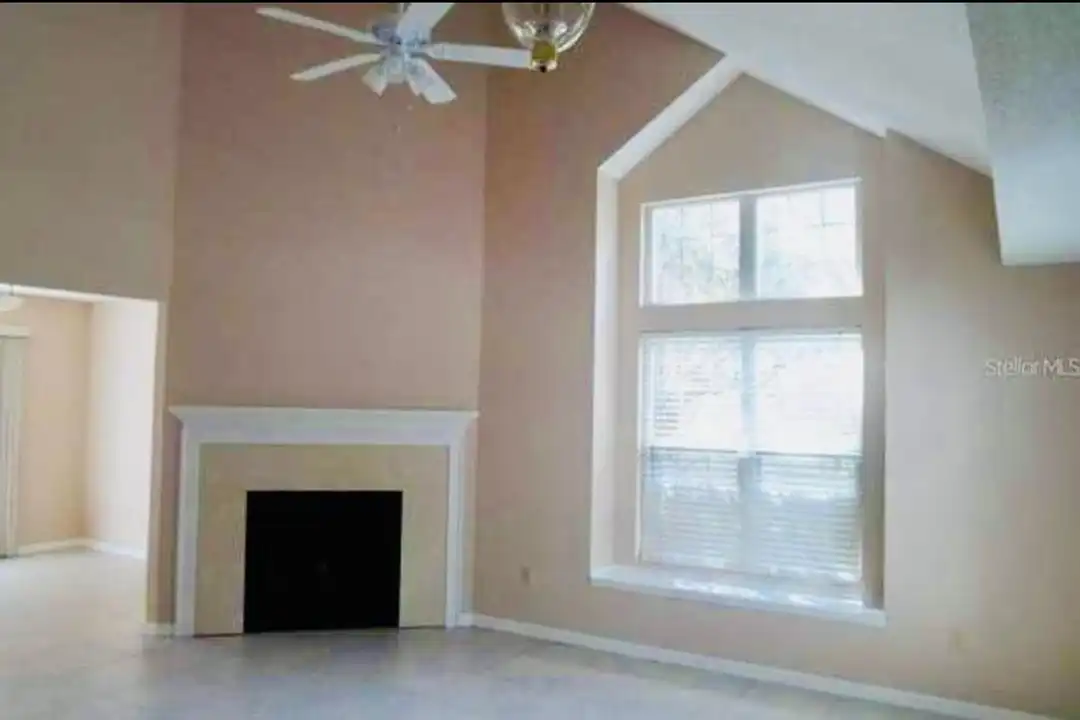 2635 Donaldson Dr - 2. nézet