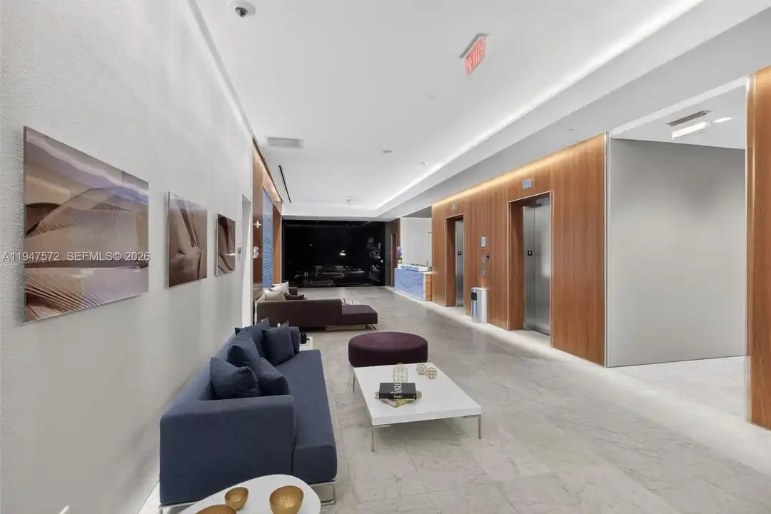 68 SE 6th St #1702 - More