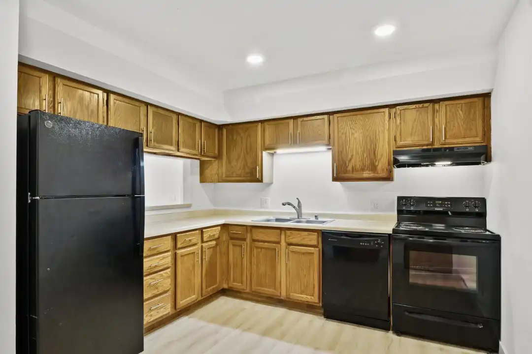 3154 Ridgeway Ave unit 3160-103 - View 2