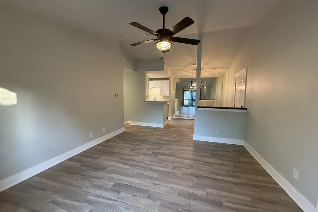 2201 Scenic Hwy unit J7 - View 6
