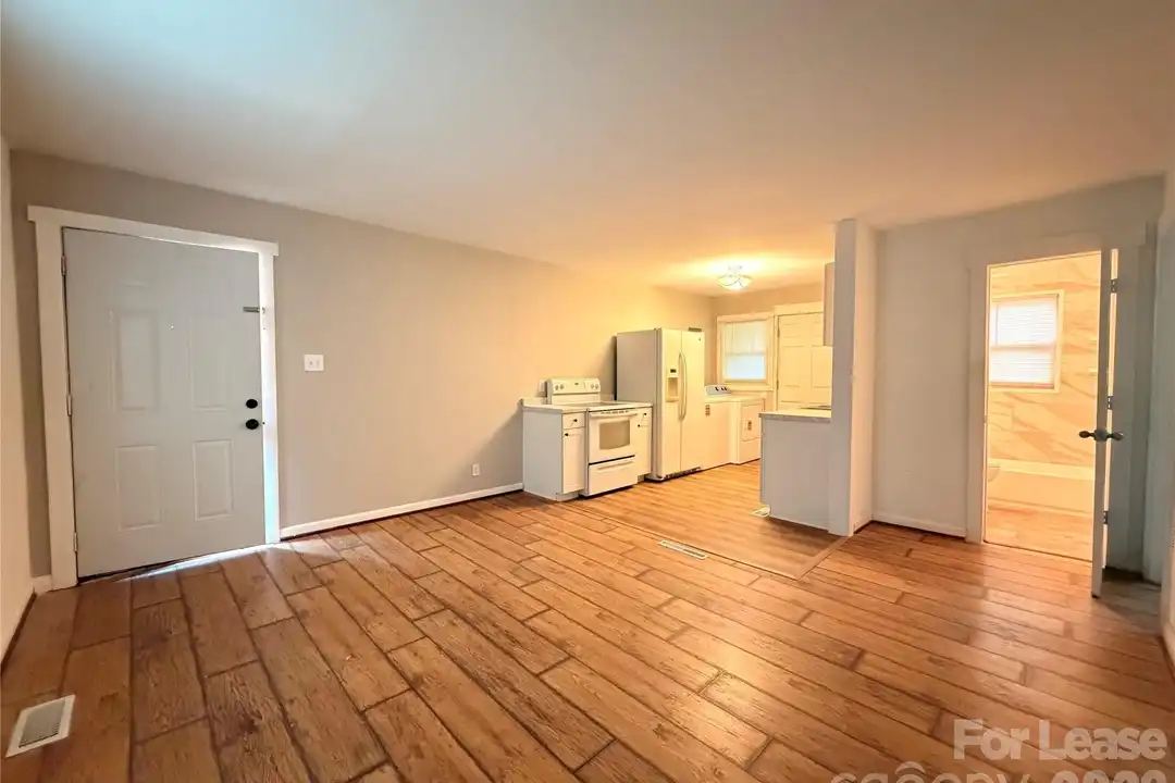 825 Rodey Ave #2 - View 4
