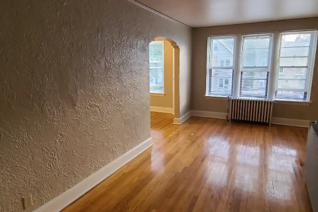 2937 N Bartlett Ave - View 3