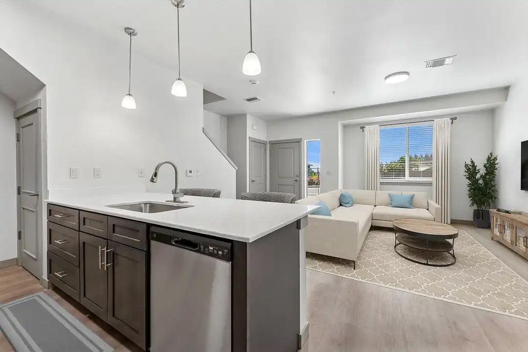 Apartment in Salem - View 5