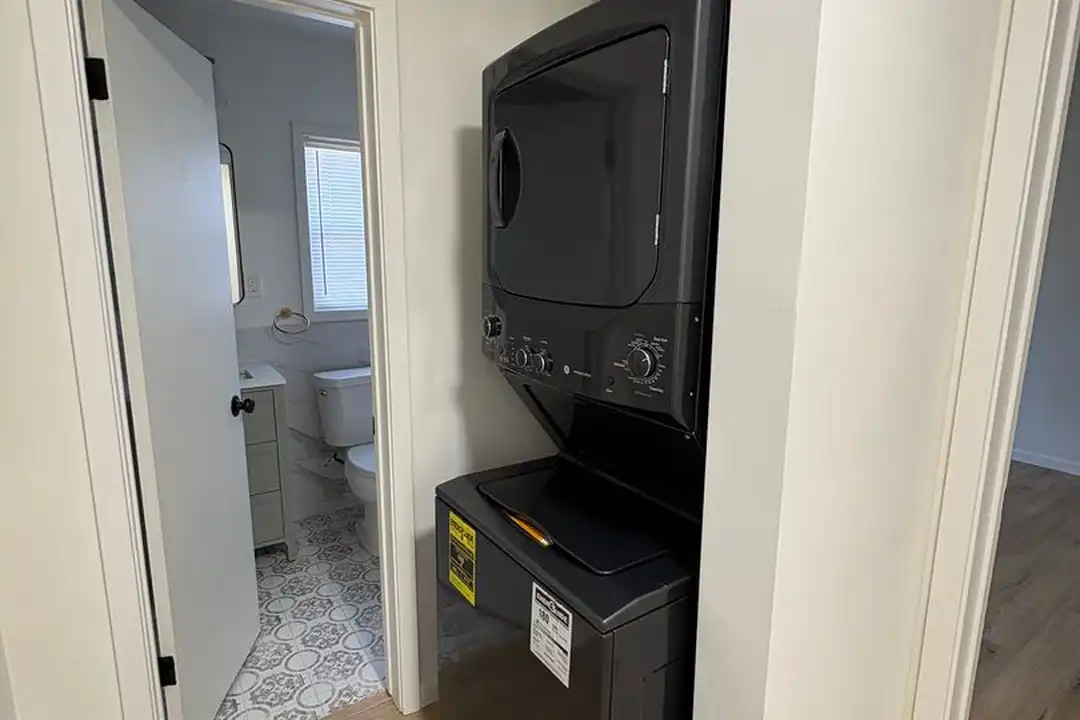 1834 N Harvard Blvd unit 20 - View 6