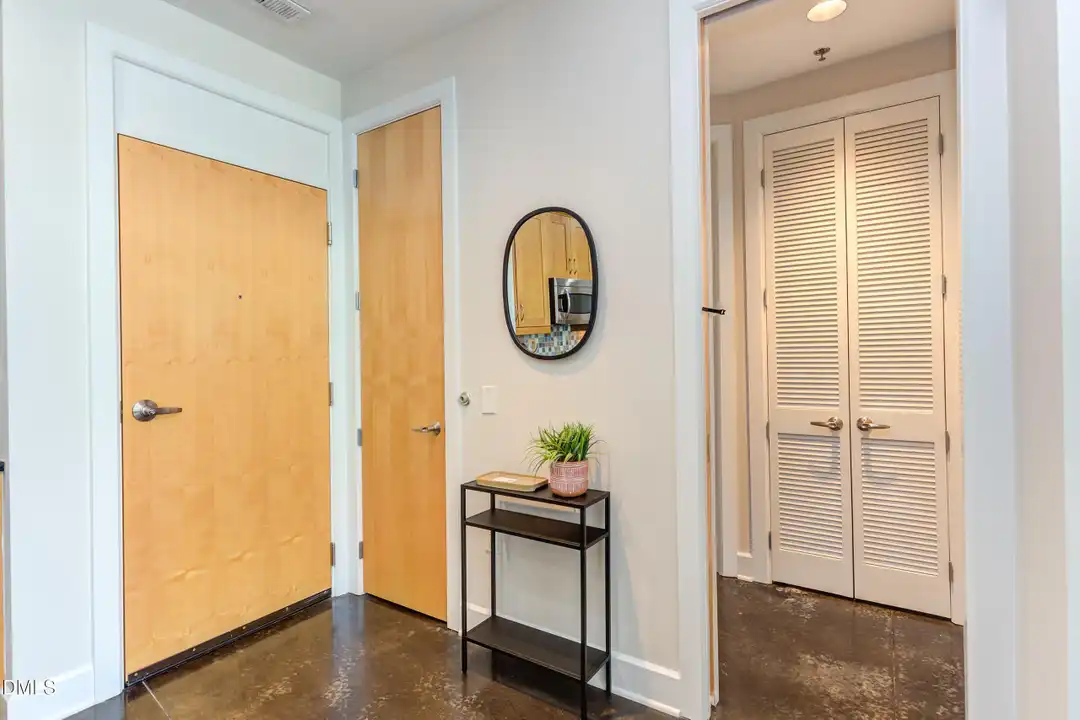 Apartment in Durham - View 4