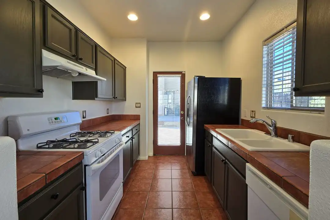 4138 Big Sky Rd - View 2