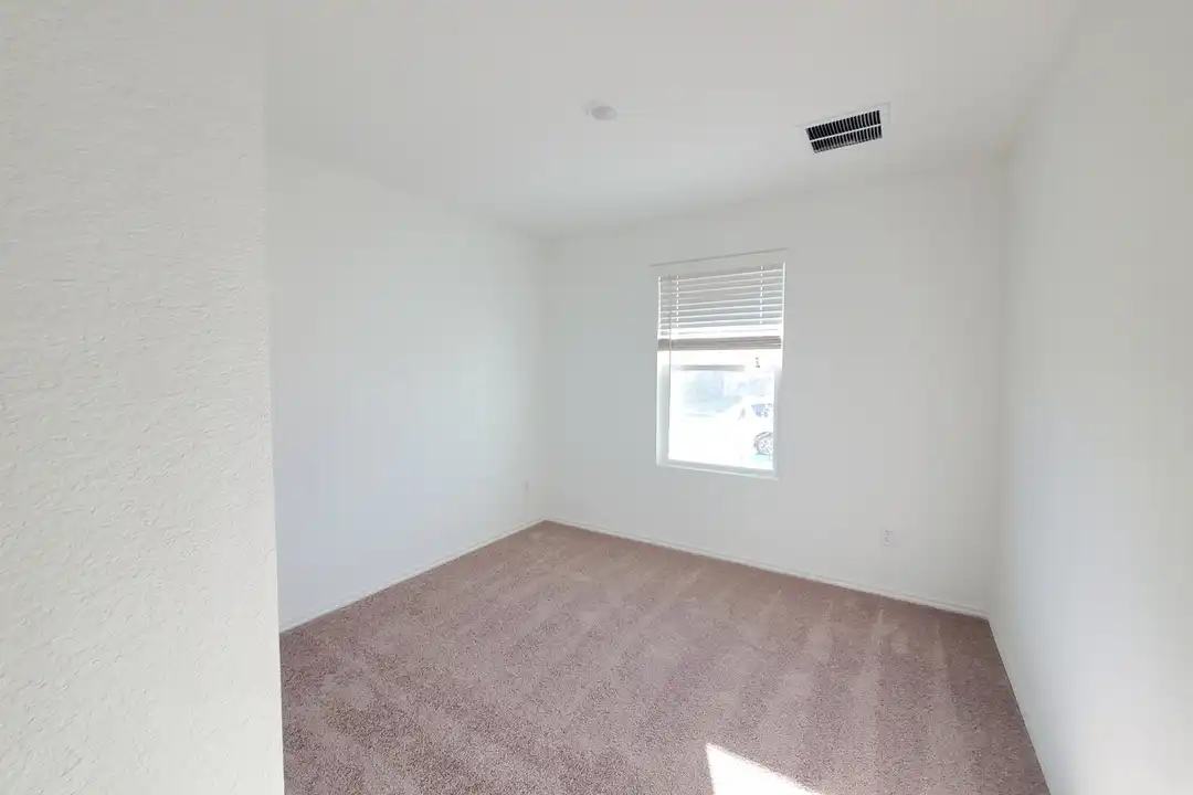 13305 Banquete St - View 5