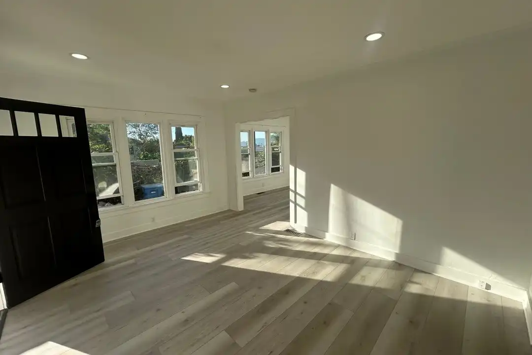 217 N Bel Aire Dr - View 3