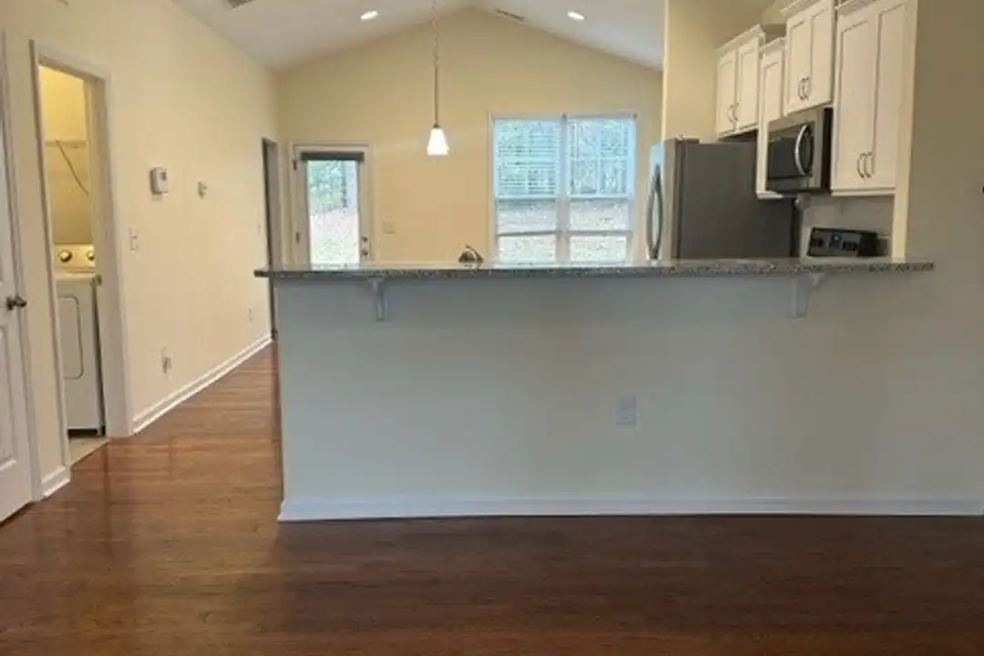 103 Grand Oaks Dr - View 5