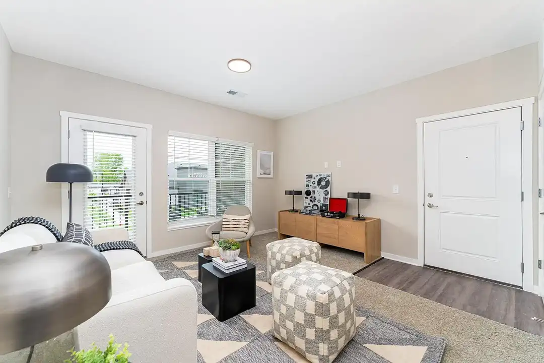 Apartment in Columbus, Franklin County - View 3