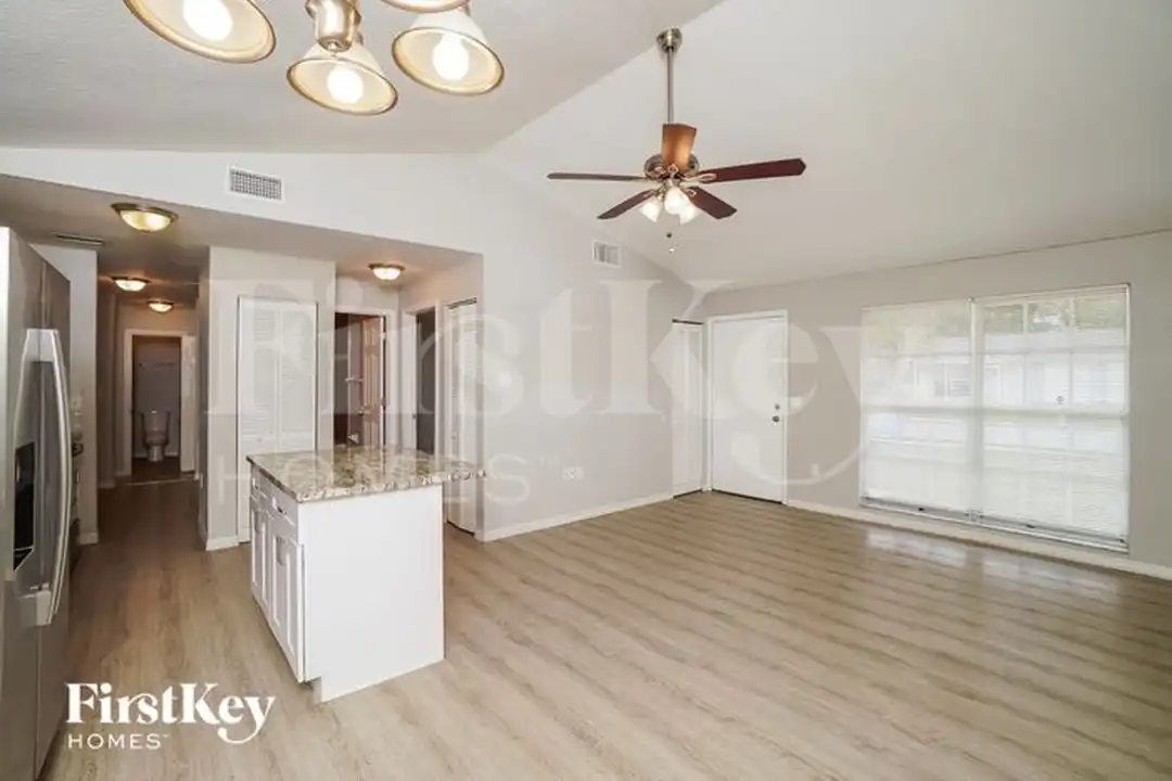 6841 Willits Ave - View 3