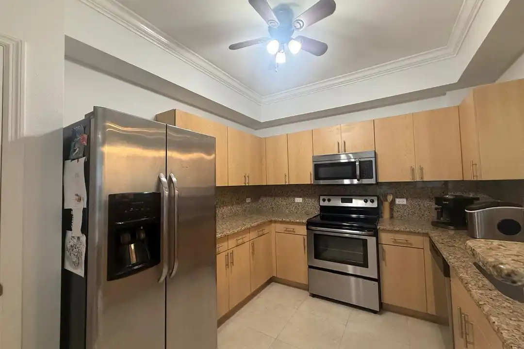 533 NE 3rd Ave unit # 415 - View 4