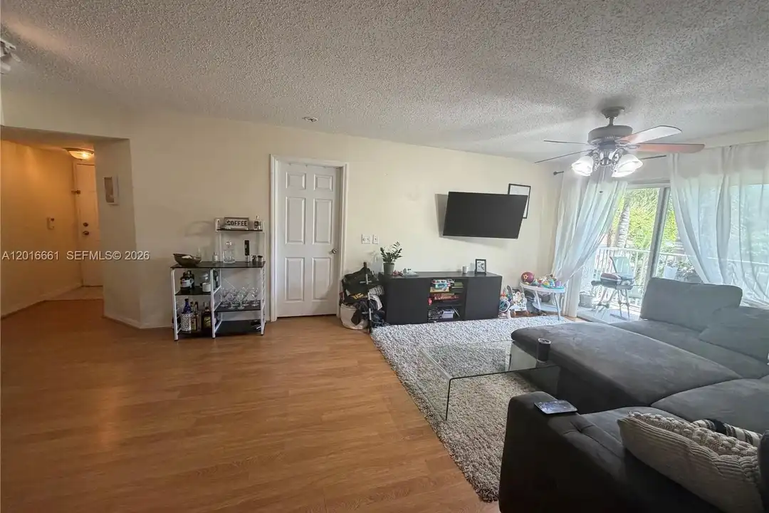 5045 Wiles Rd #201 - More