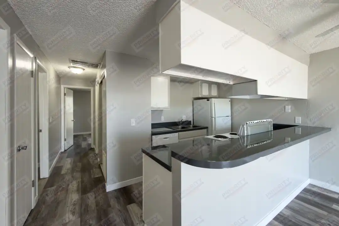 430 Prairieview Dr unit 430-G - View 3
