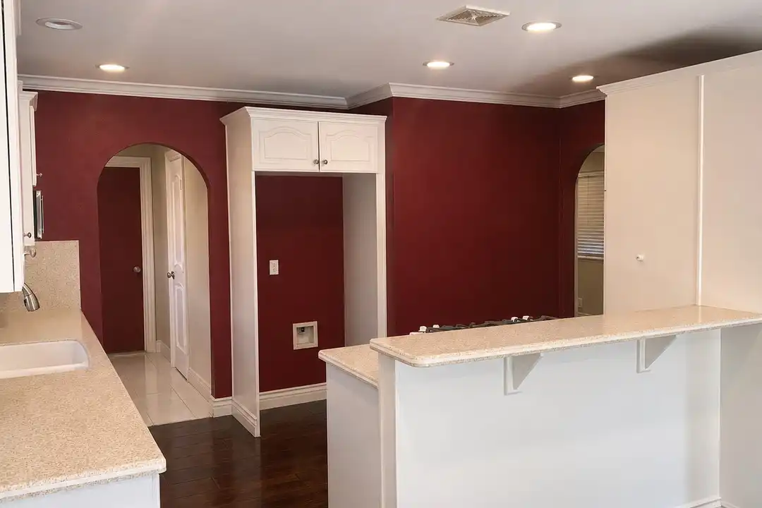 16068 Summershade Dr - View 3