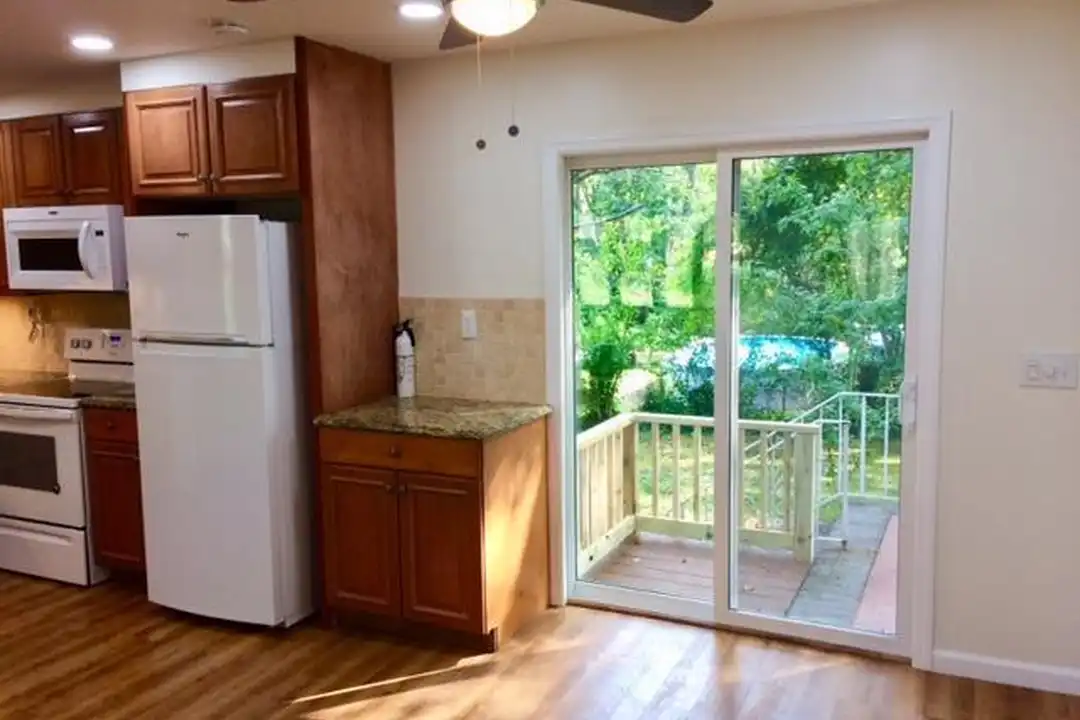 52 Gordon Pl - View 5