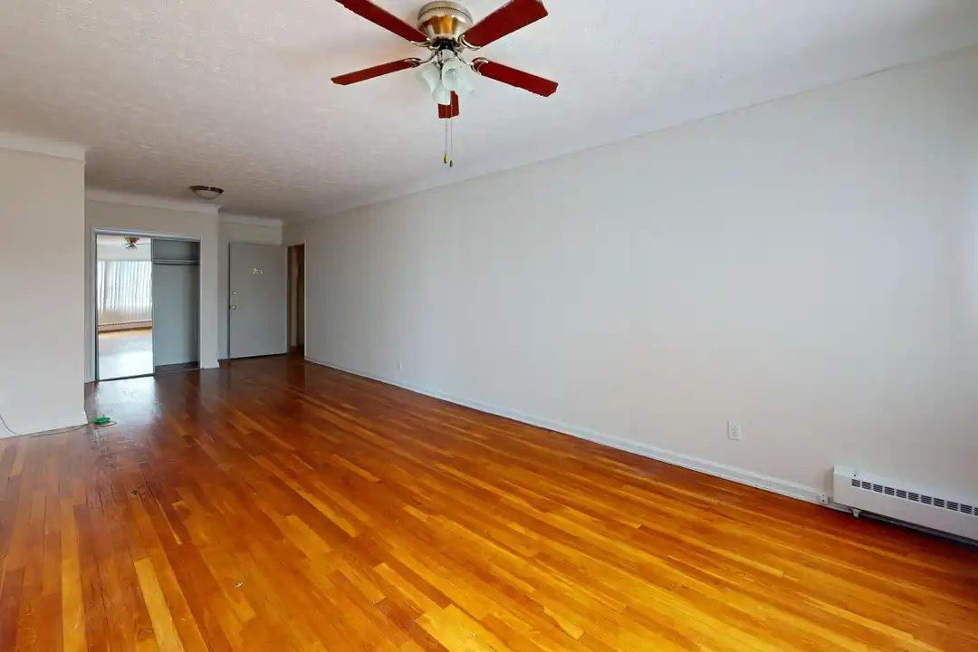 3235 Meadowbrook Blvd – photo 1