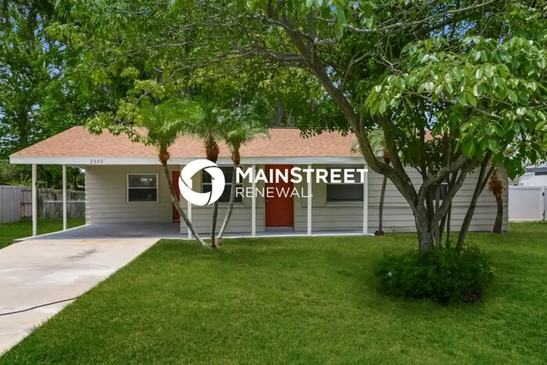 2300 23rd Ave W – photo 1