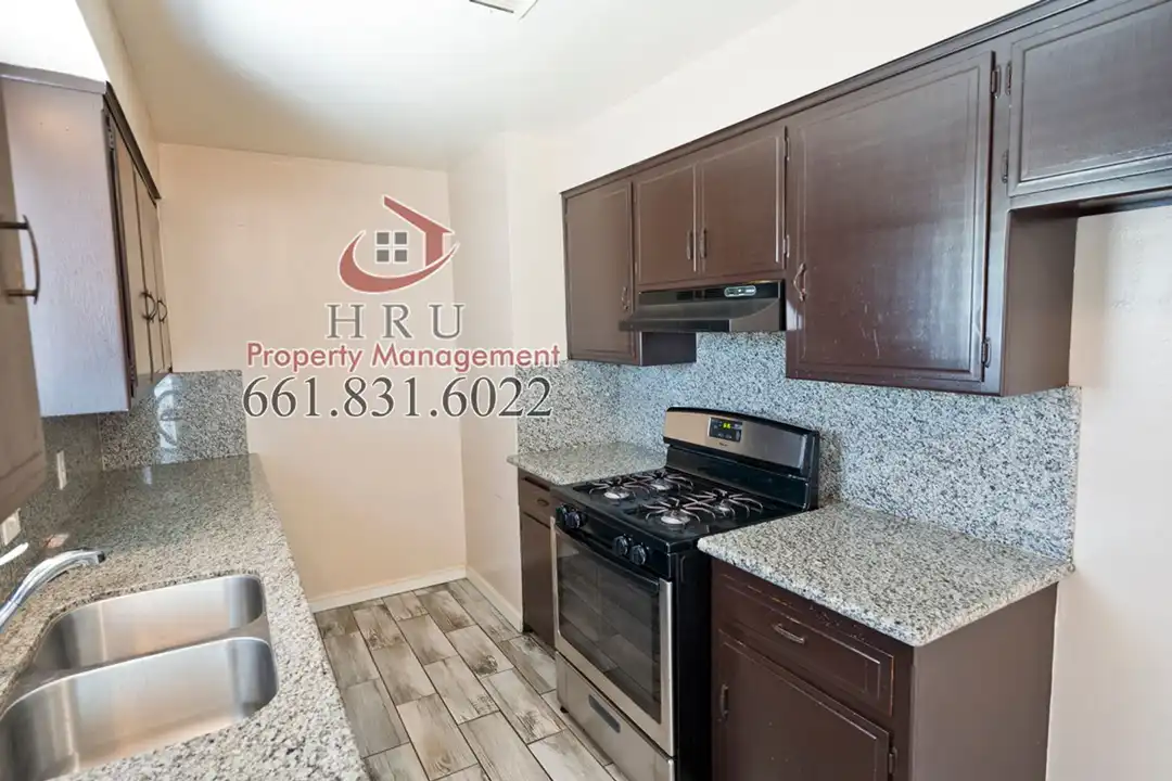 1821 Lacey St unit C - View 6