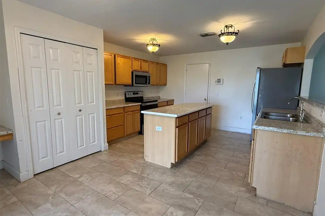 13625 Silver Charm Ct - View 4