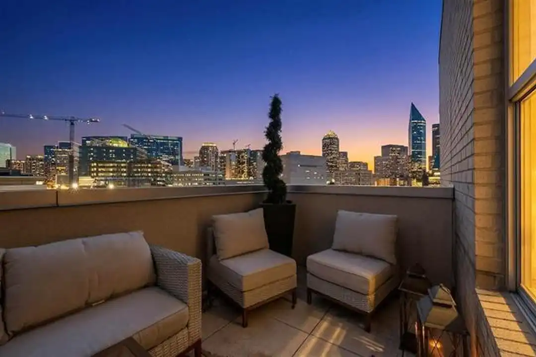 2323 N Houston St unit 704 - View 3