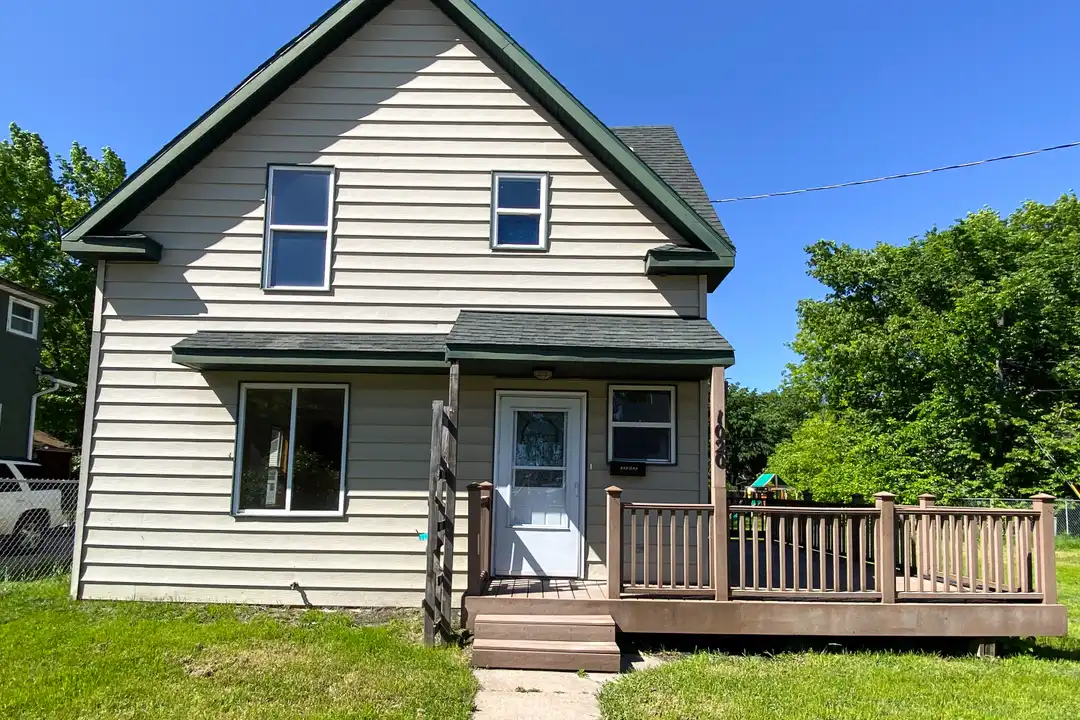 1020 2nd Ave N – photo 1