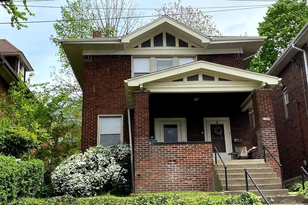 2309 Eldridge St unit 1st – photo 1