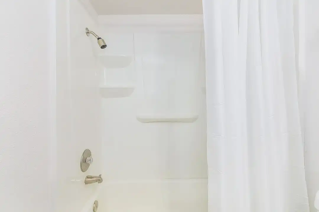 2575 West 24th Street – photo 1
