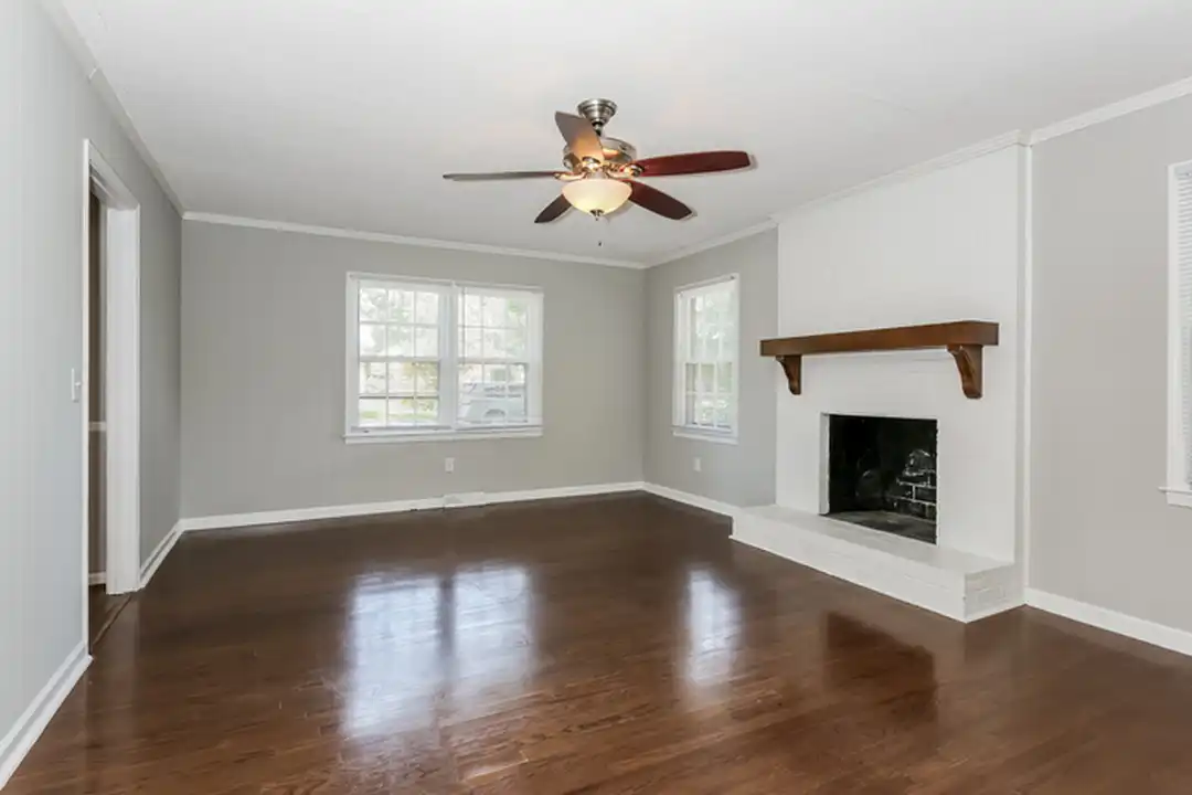 107 Windsor St - View 2