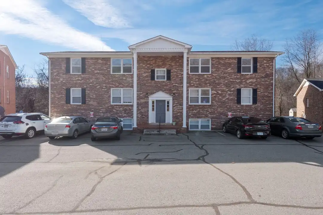 221 Pine St unit 221 Pine St - Apt #1 - View 3