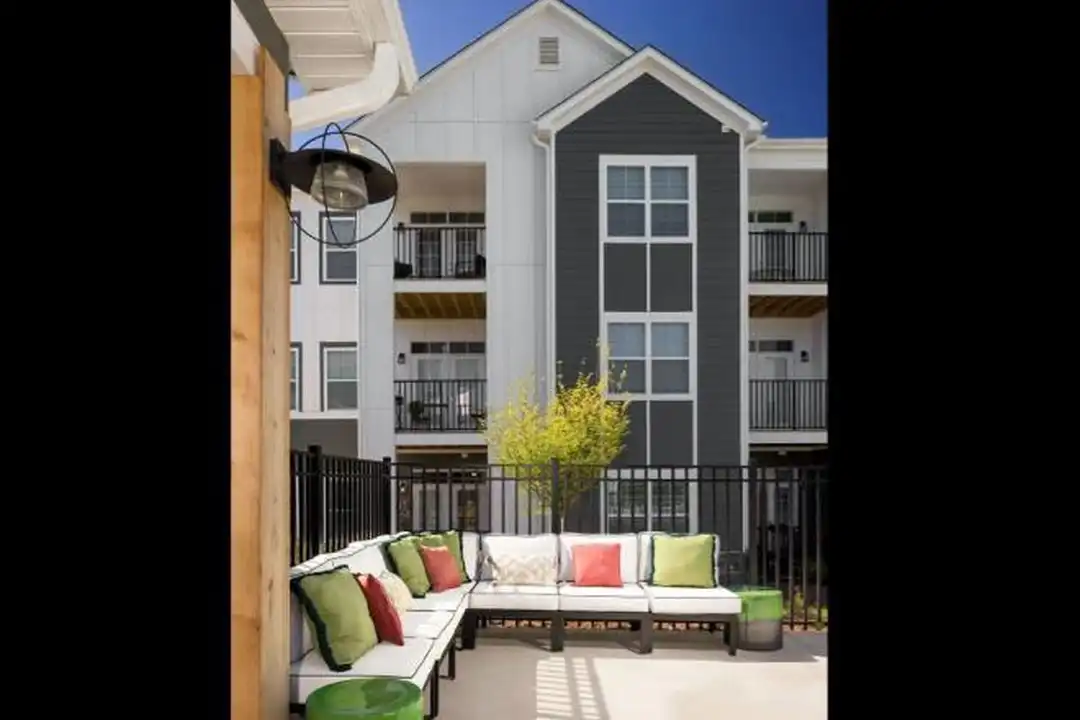 198 Milltown St - View 3