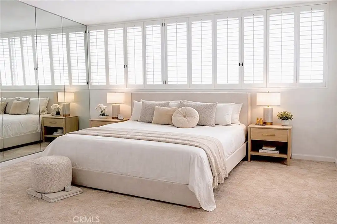 17350 Sunset Blvd #202 - More