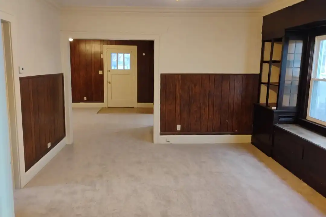 3442 W 58th St – photo 1