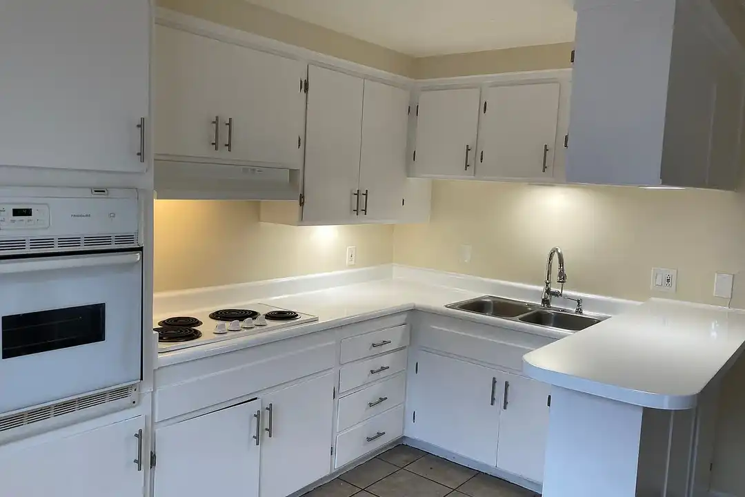 52nd Street Apartments - View 6