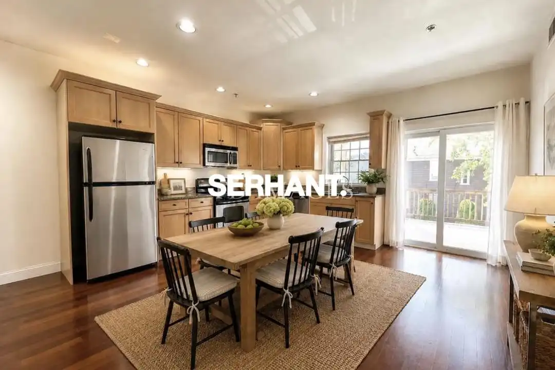 657 Bennington St – photo 1