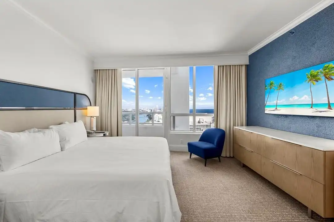 Apartment in Miami Beach - View 5