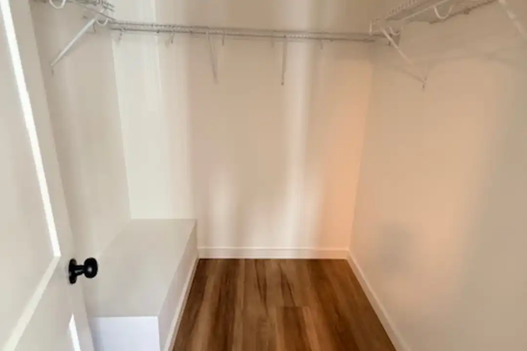 188 W 19th St unit 188 - More